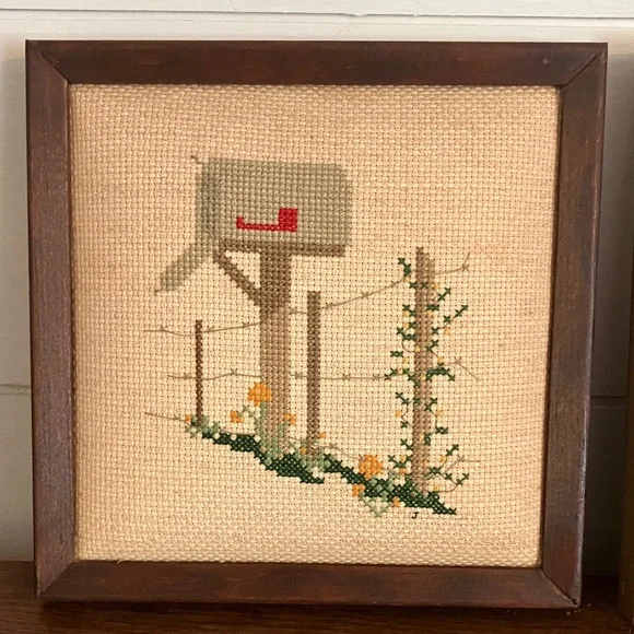 Vintage Framed 3-piece Cross Stitch Needlework - Picture 3 of 4